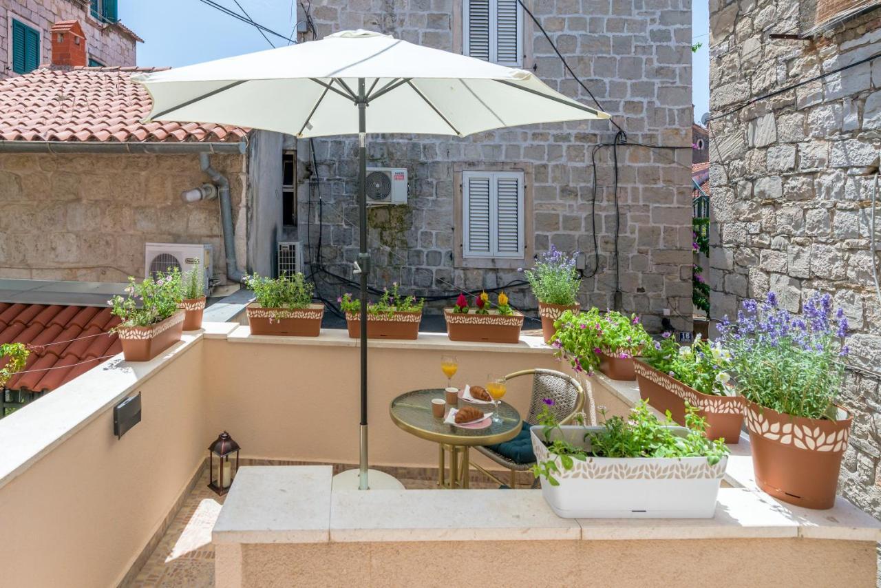 Diva 1,Stylish Old Town Studio Apartment Near Beach Split Exteriör bild